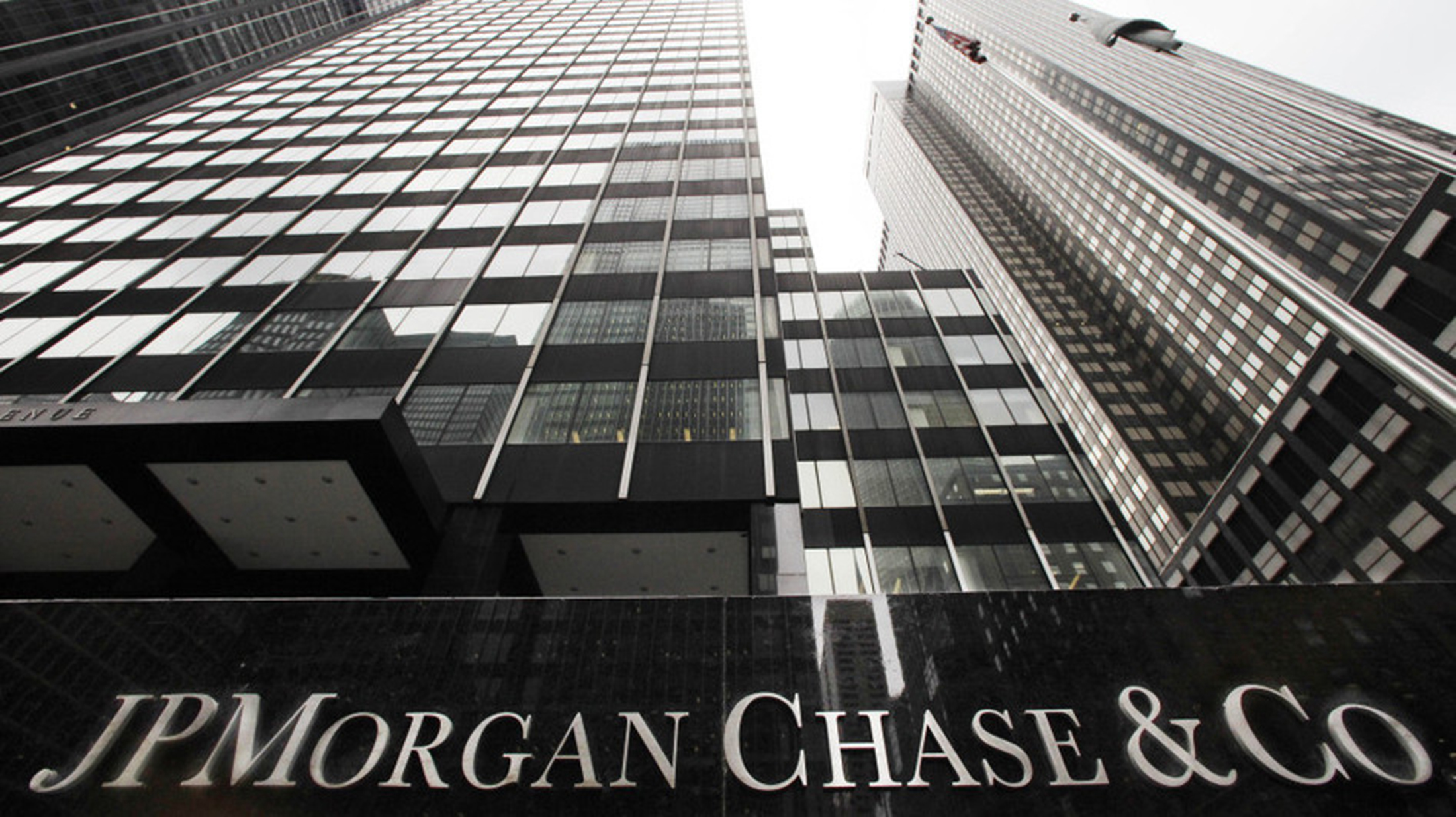 Jp morgan. JPMORGAN Chase в Нью-Йорке. Нью-Йорк здание JPMORGAN Chase & co. Jp Morgan Chase Москва. JPMORGAN Chase Аналитика.